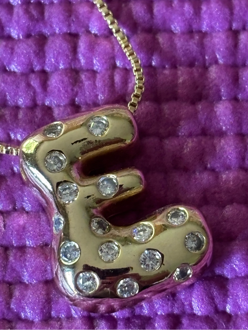 'E’ Initial Pendant with Box Necklace - 18k Gold Plated 🌸